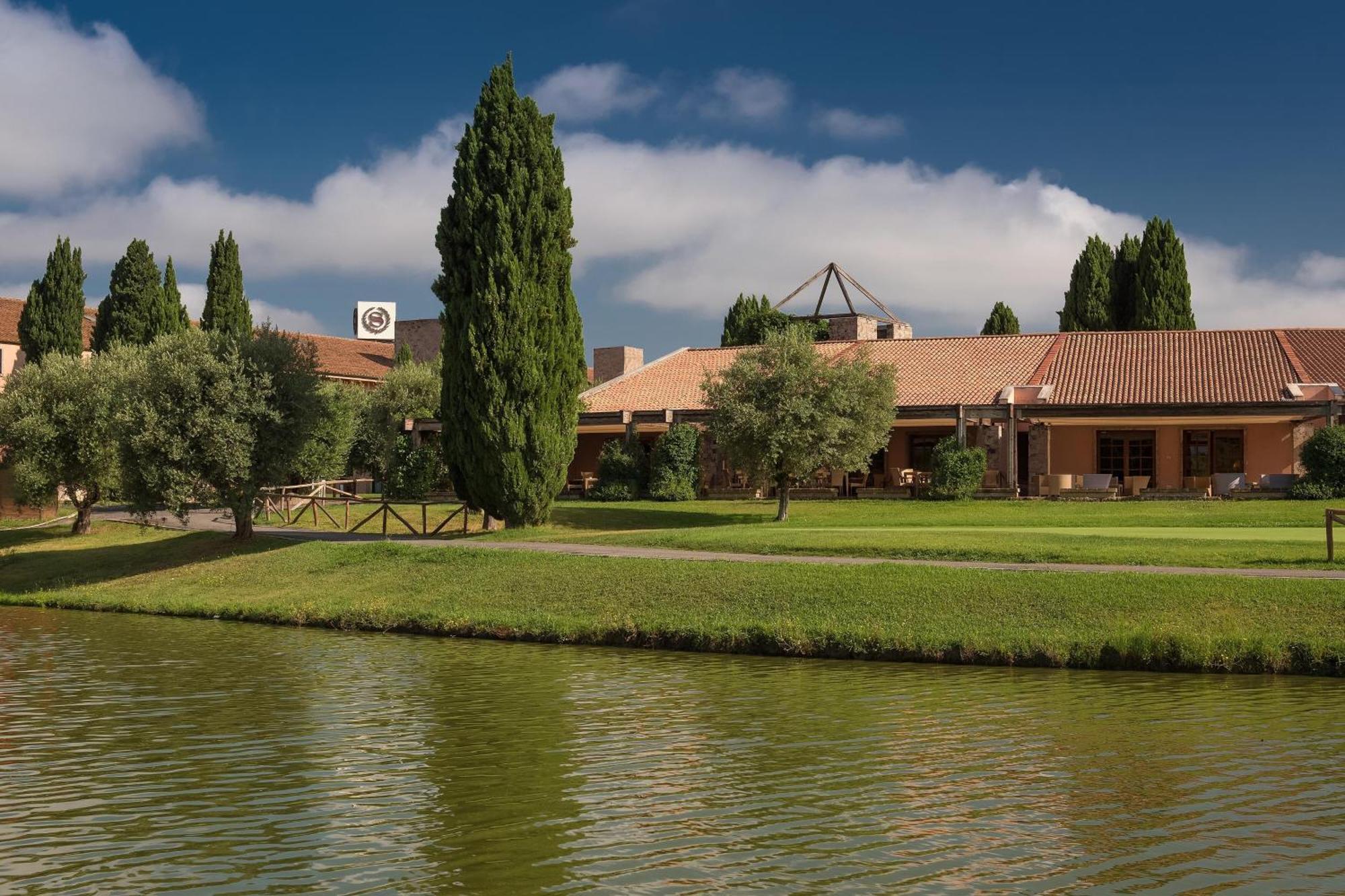 Sheraton Parco De' Medici Hotel 4*