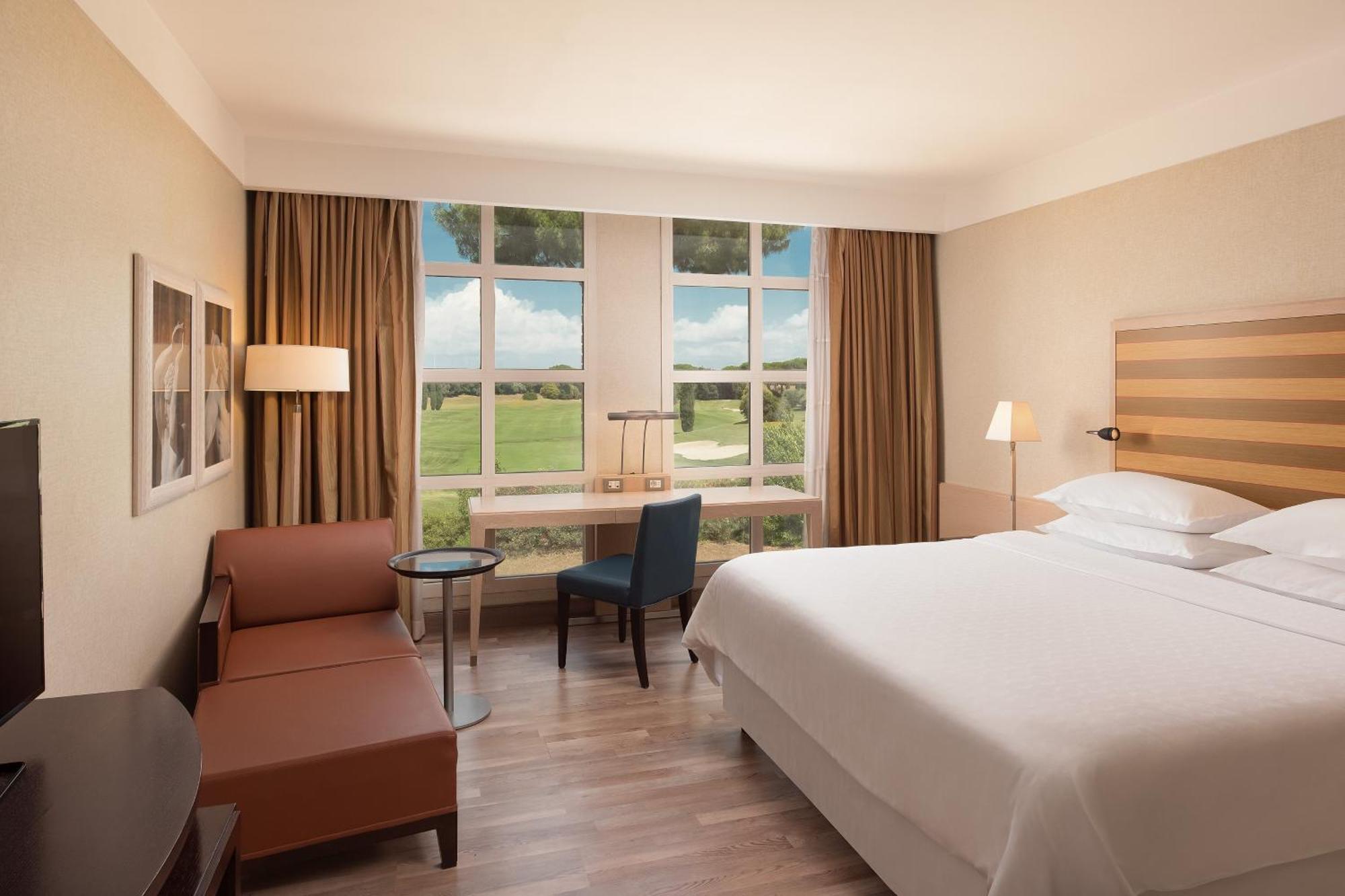 Hotel Sheraton Parco De' Medici 4*