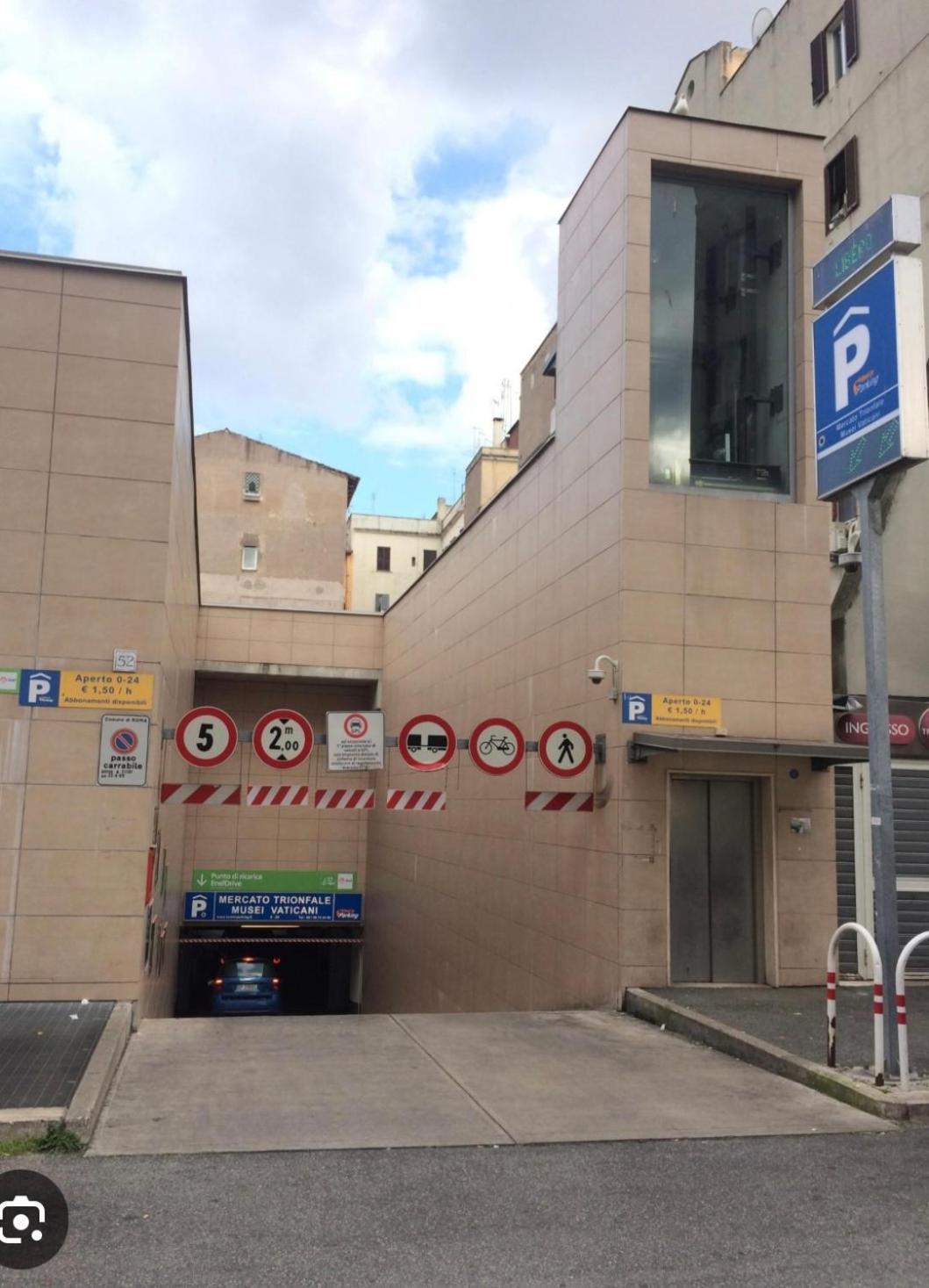 Guest house A 2 Passi Dai Musei Luxury Rome