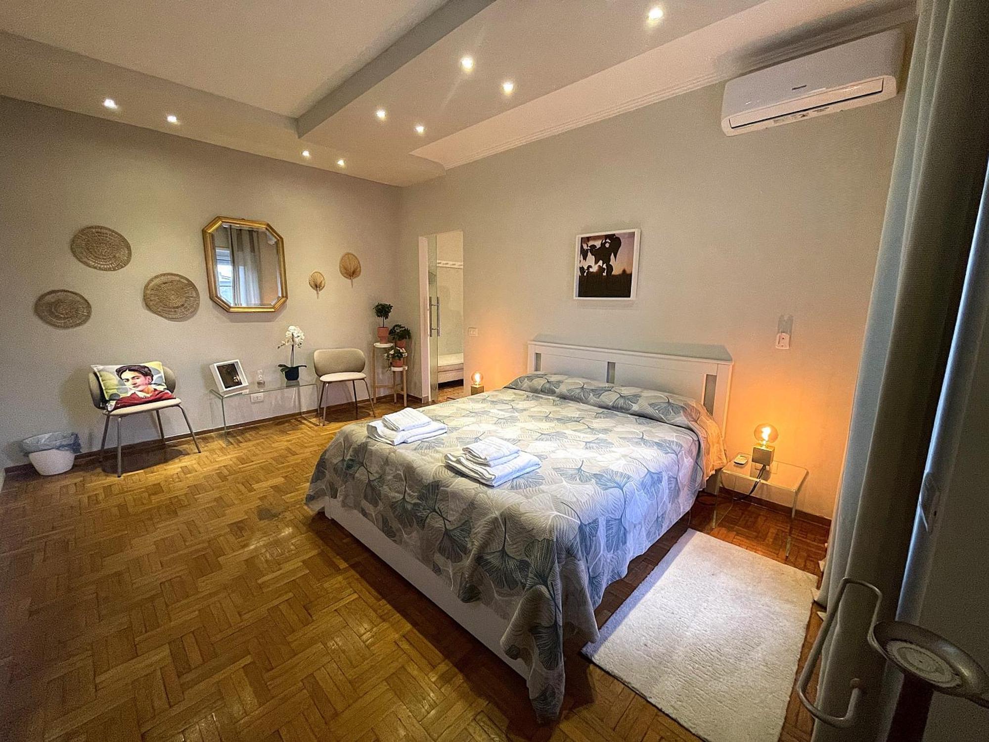 La Casa Libre Metro A Colli Albani 350 M * Roma