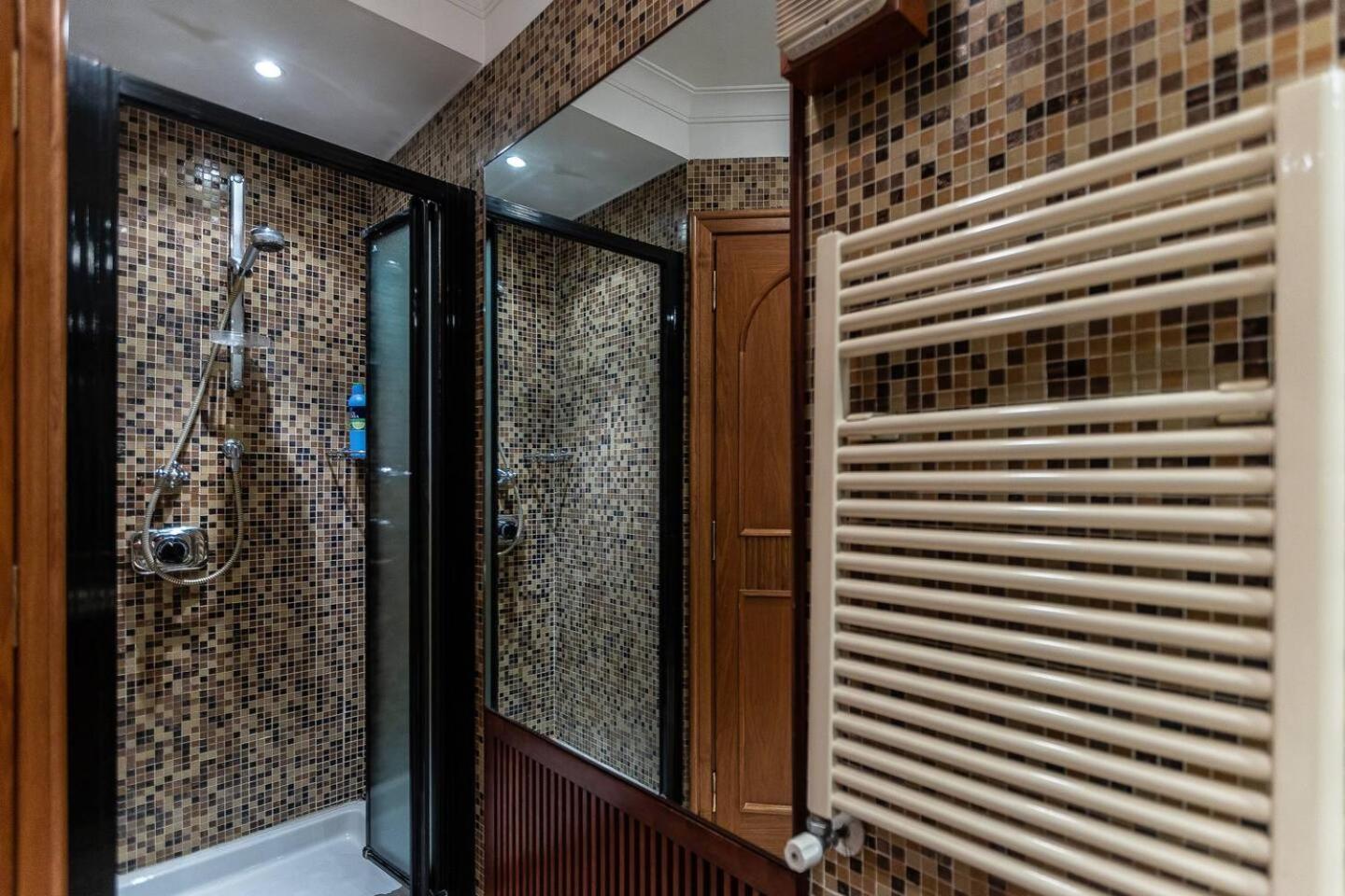 Luxury House With Private Garden Holiday home