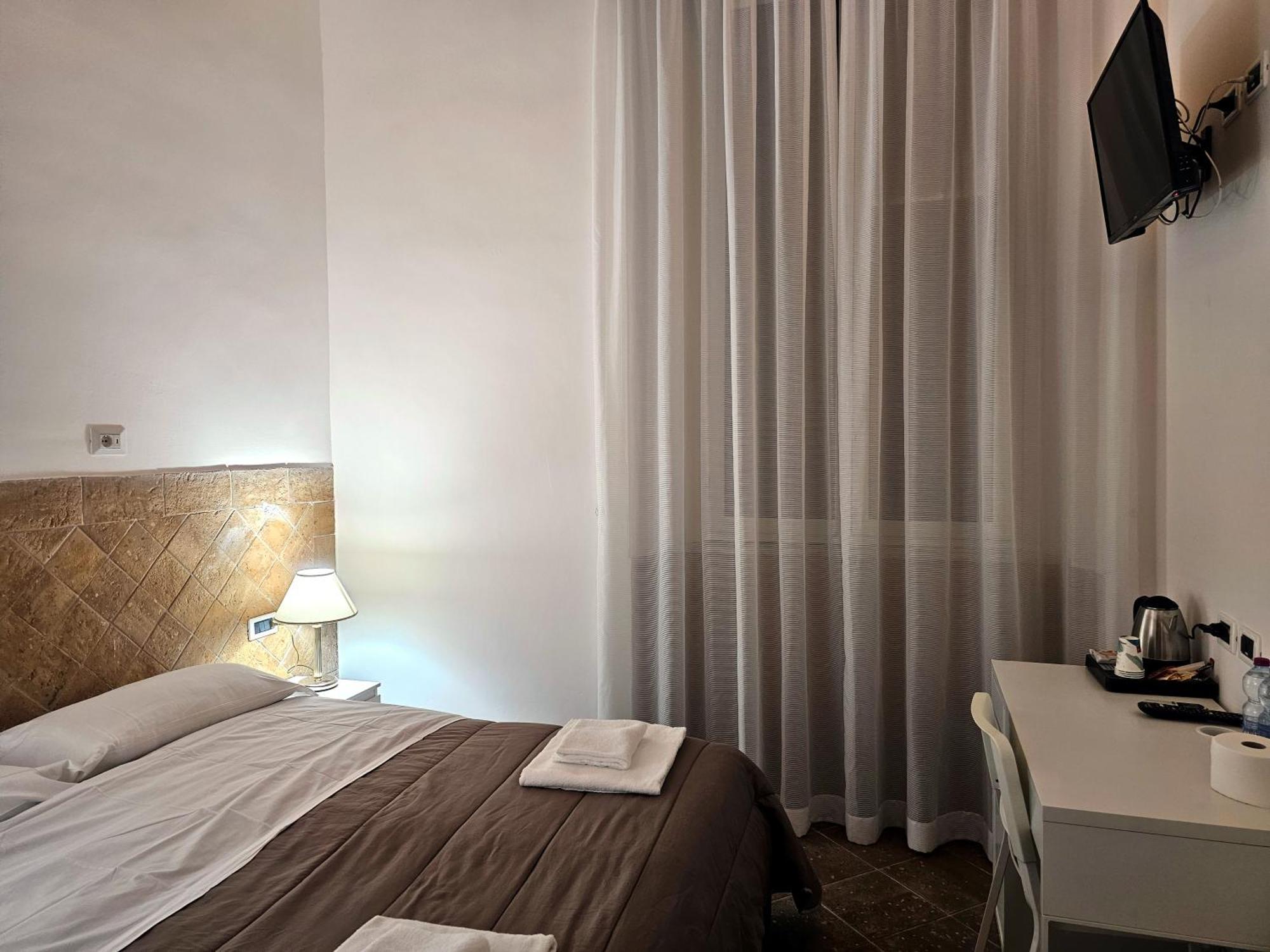 Check In * Roma