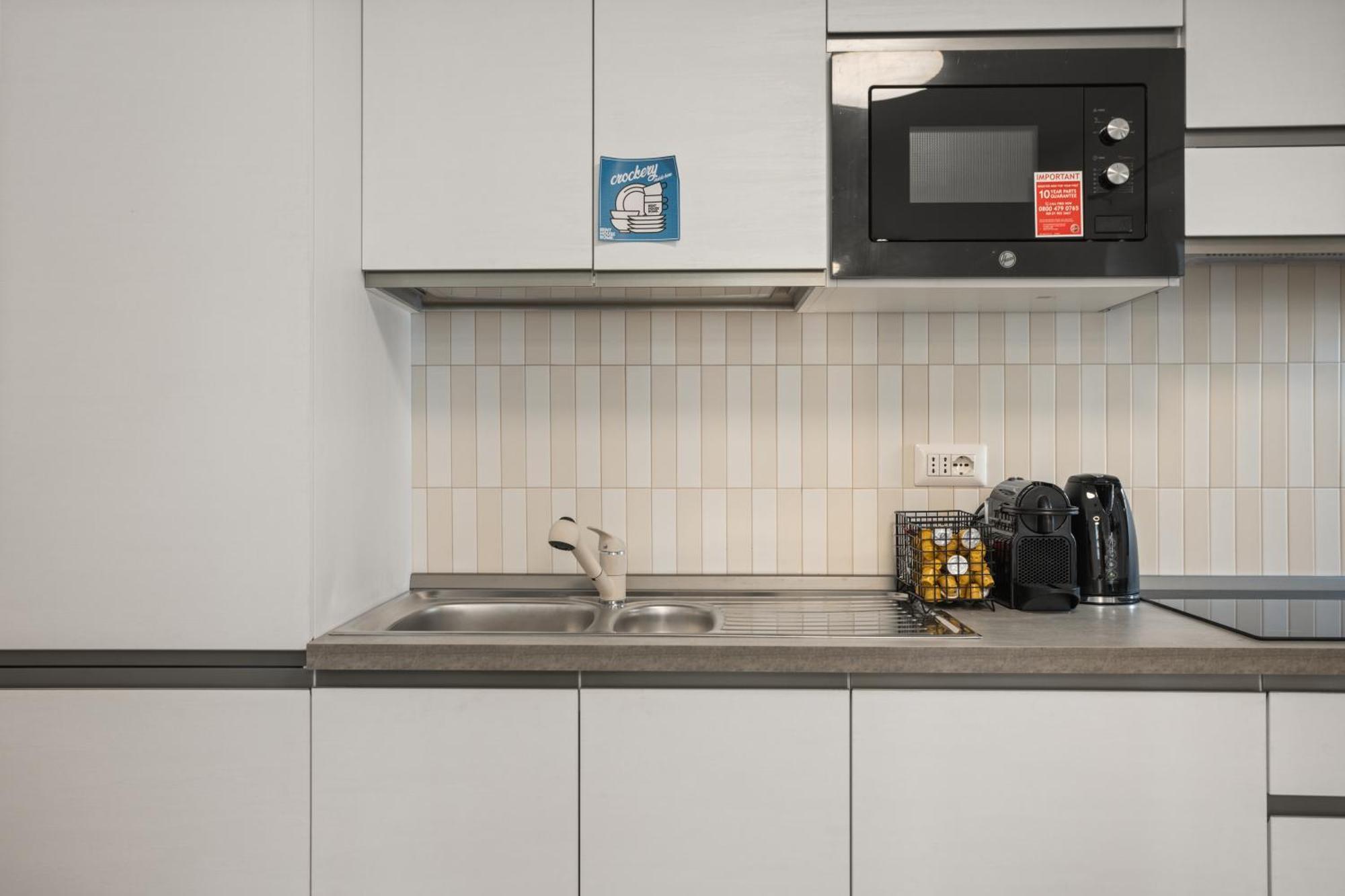 Urban Loft San Giovanni Apartment *