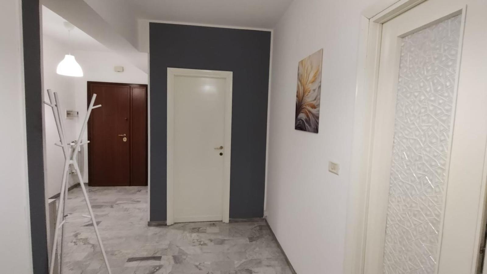 Voila By Gabrisa - Near Metro Line A Appartamento *