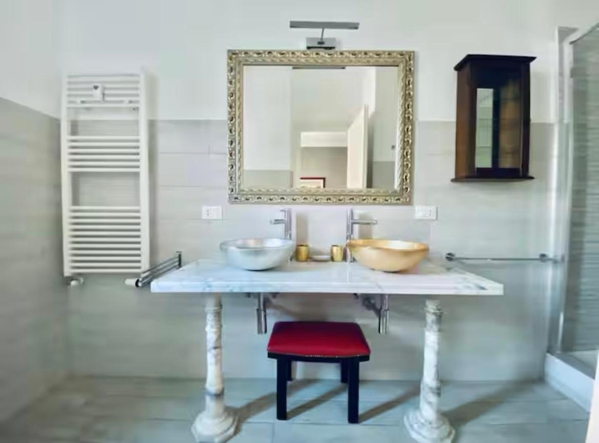 Vatican Historic Center -luxury Flat With Garden And Private Parking * Roma