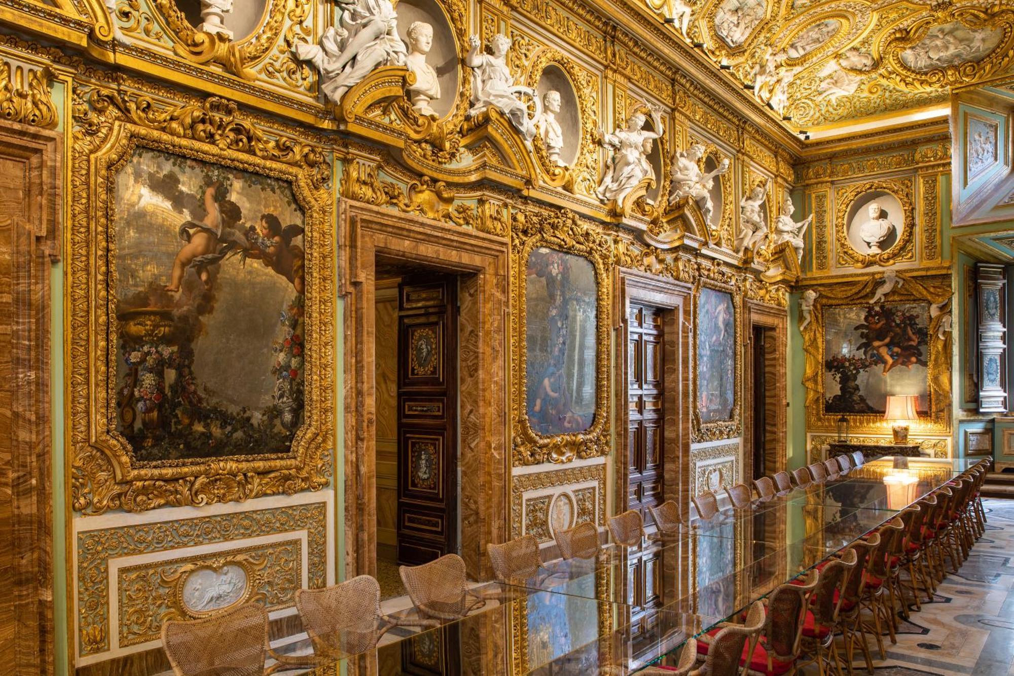 Palazzo Shedir - The Leading Of The World