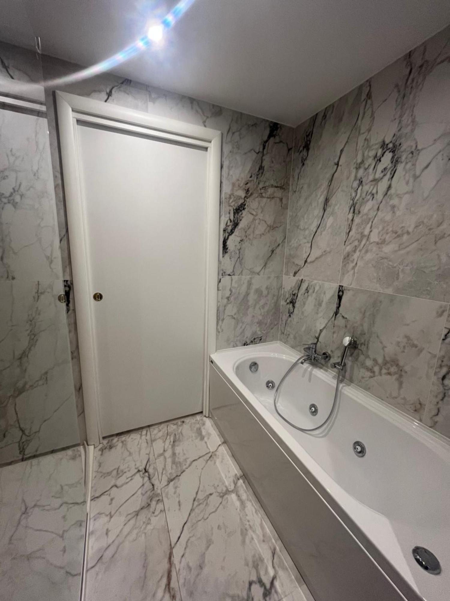 Savoia House, Modern Near Borghese *