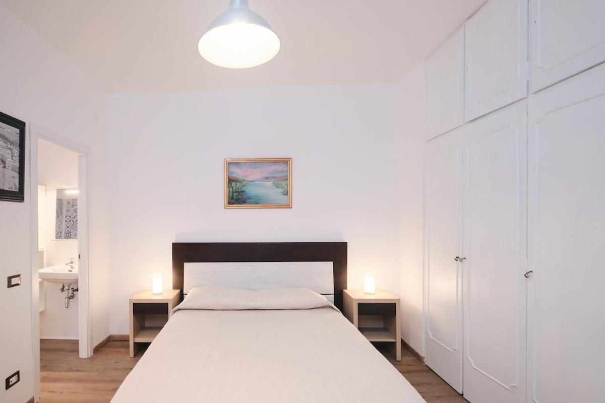 New Tuscolana White - Moderno Monolocale Apartment Rome