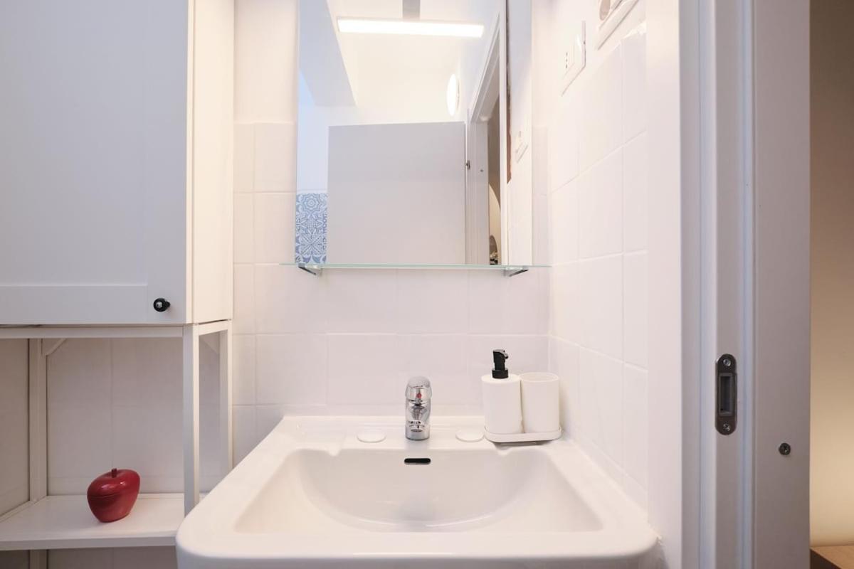 New Tuscolana White - Moderno Monolocale Roma