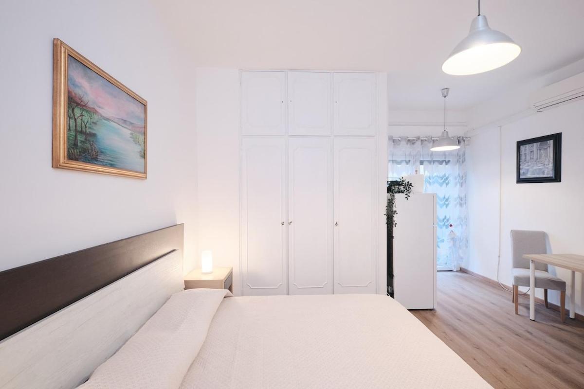 New Tuscolana White - Moderno Monolocale Appartamento *
