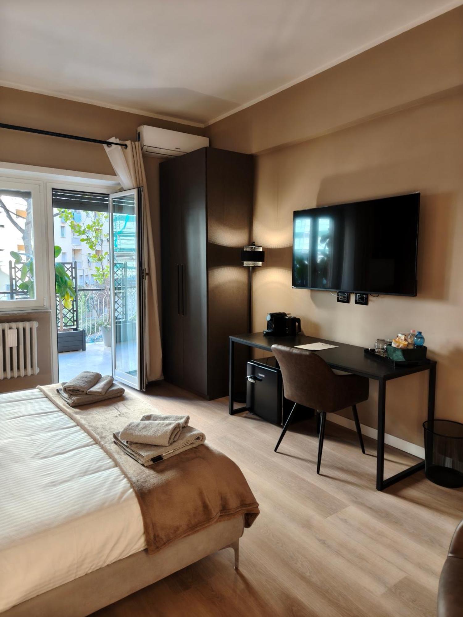 Adr Charme Bed & Breakfast Roma