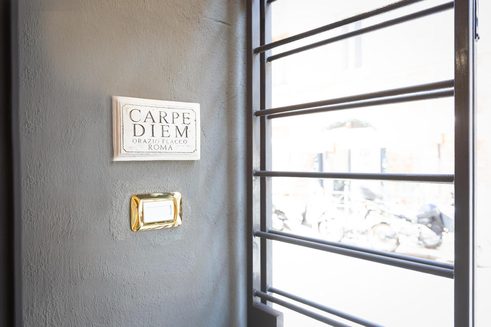 Carpe Diem By In Roma