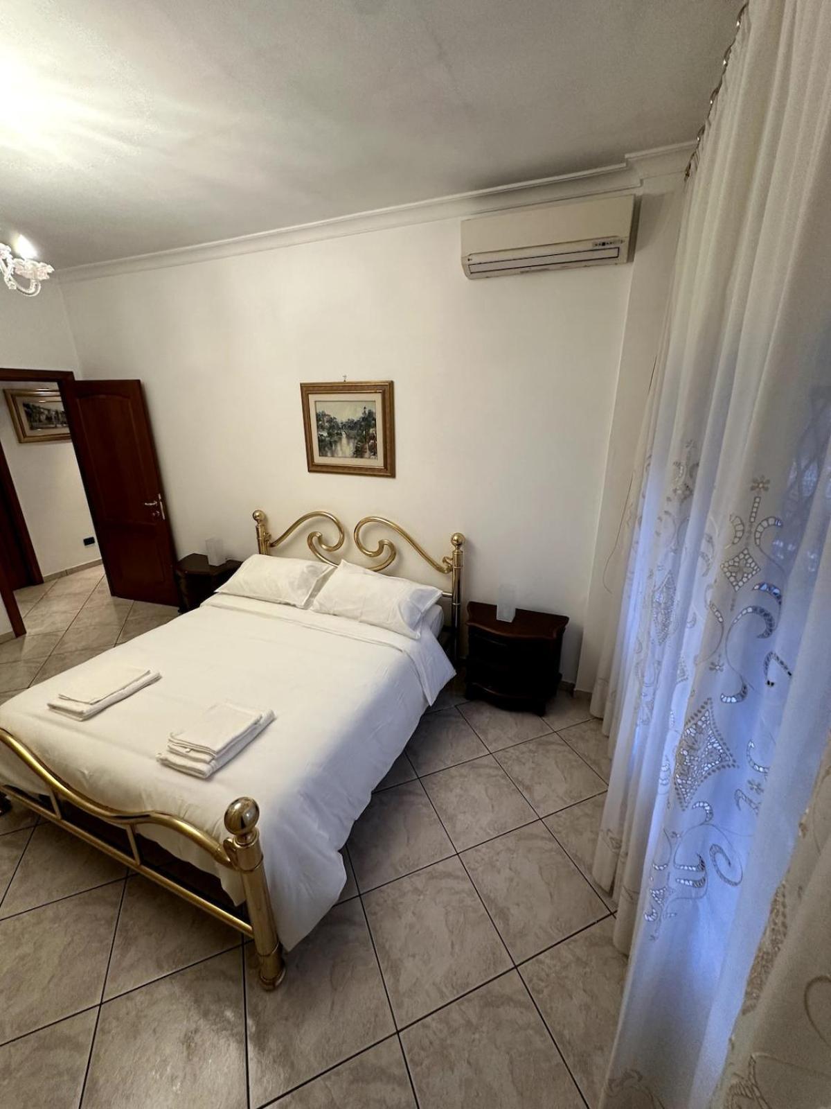 Tranquillo Stazione Serenissima, 2 Stanze Private E Cucina Condivisa Con L'host Alloggio in famiglia Roma