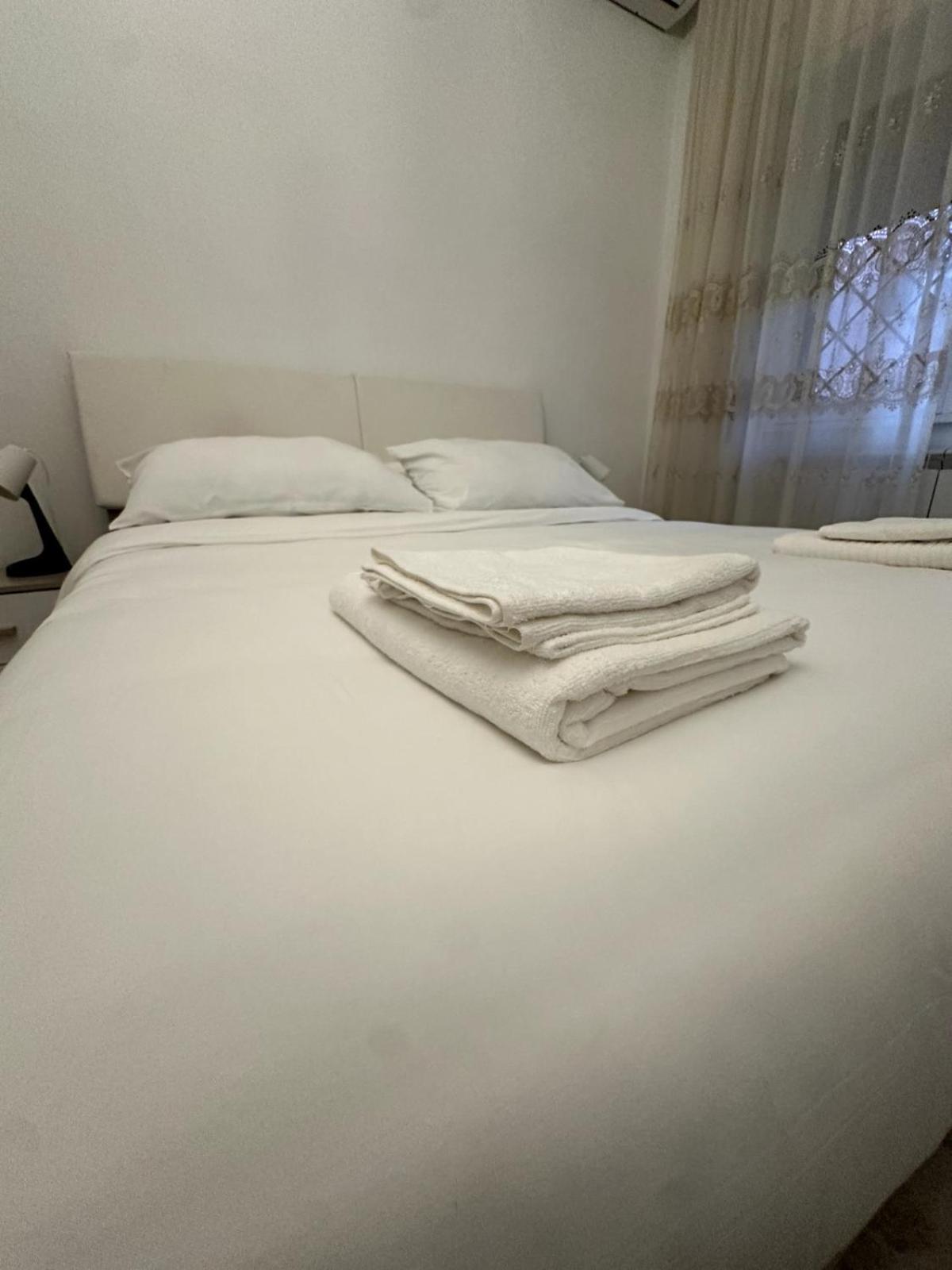 Tranquillo Stazione Serenissima, 2 Stanze Private E Cucina Condivisa Con L'host Roma