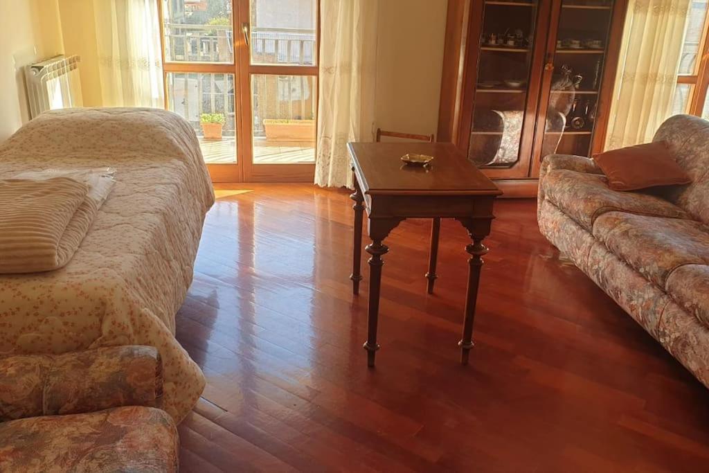 Gualandi 25 Appartamento Roma