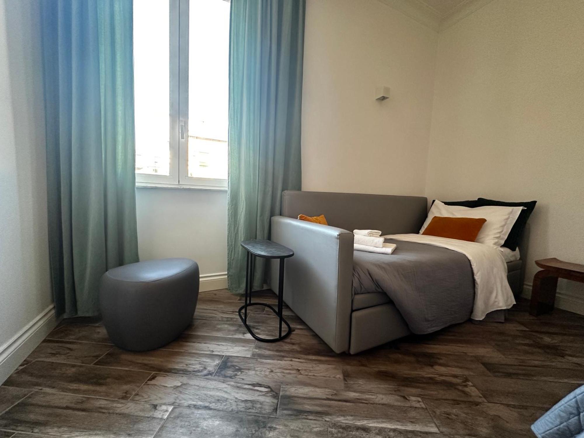 Comfort Astoria Palace Alojamento de Acomodação e Pequeno-almoço Roma