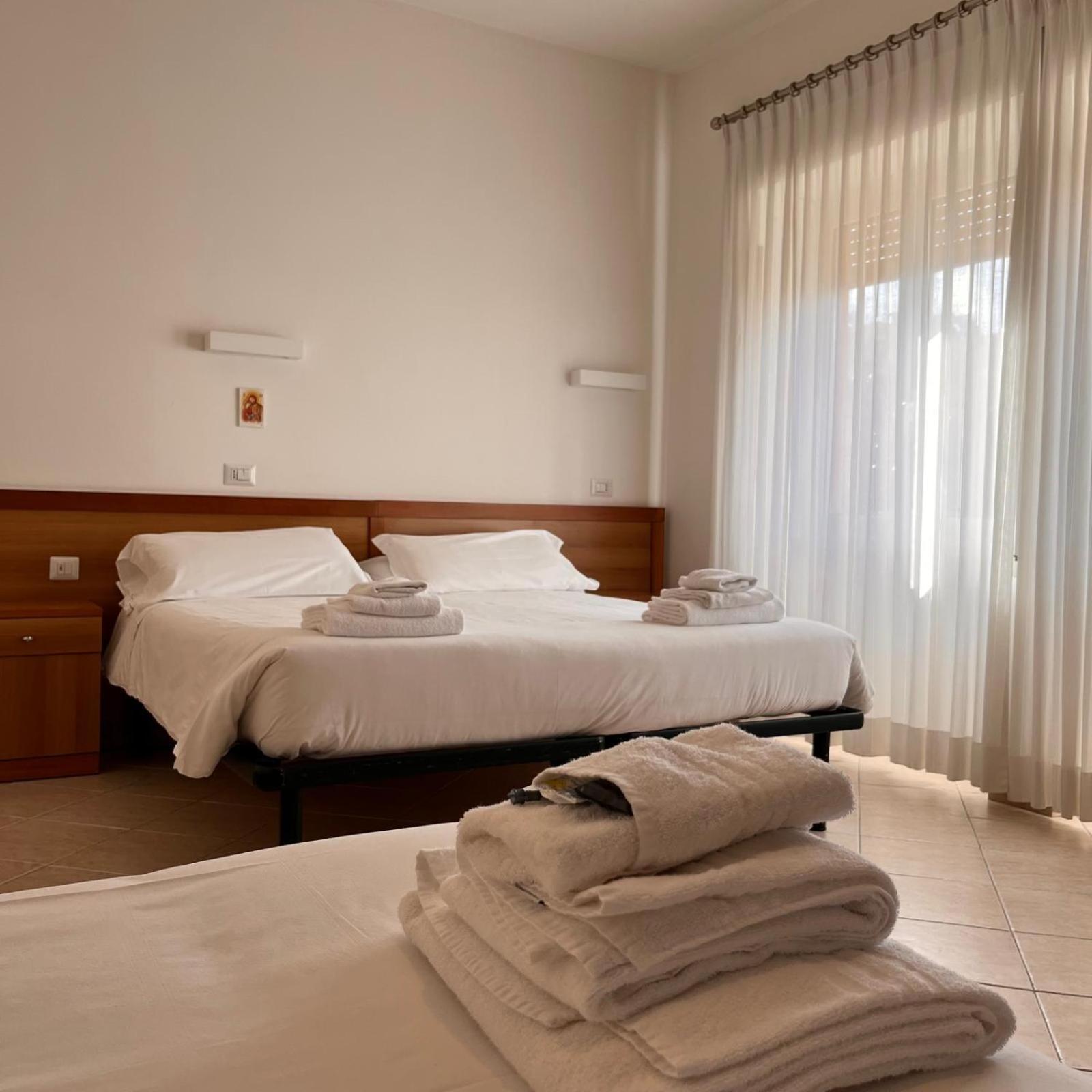 La Casa Di Nazareth Hotell 2*