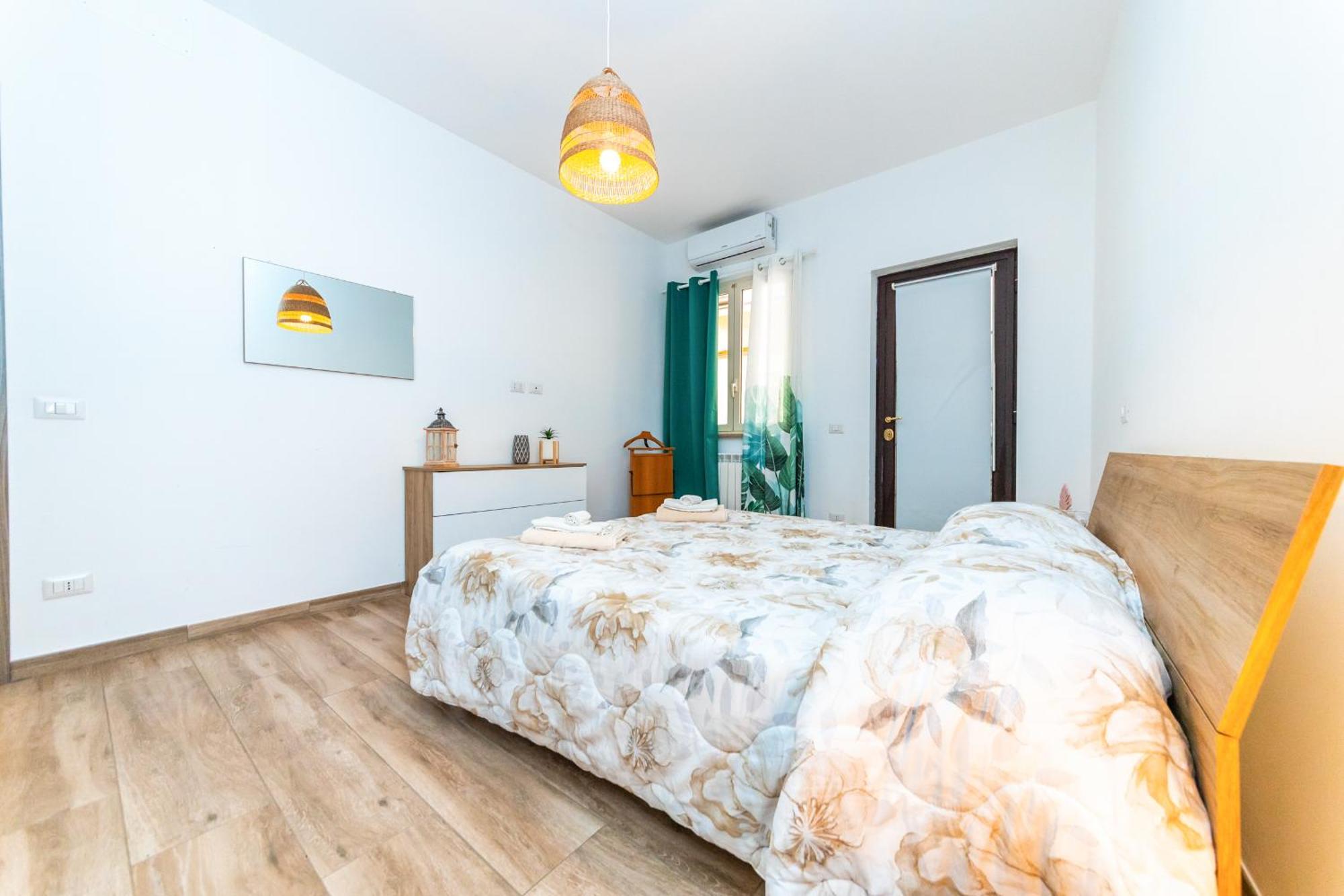 Metrofront-apartment Rom
