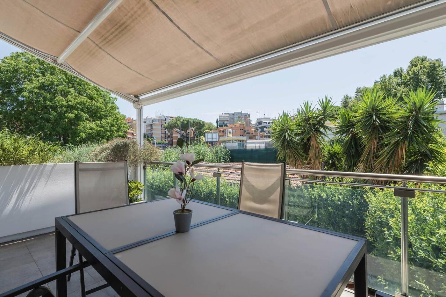 Terrace *
