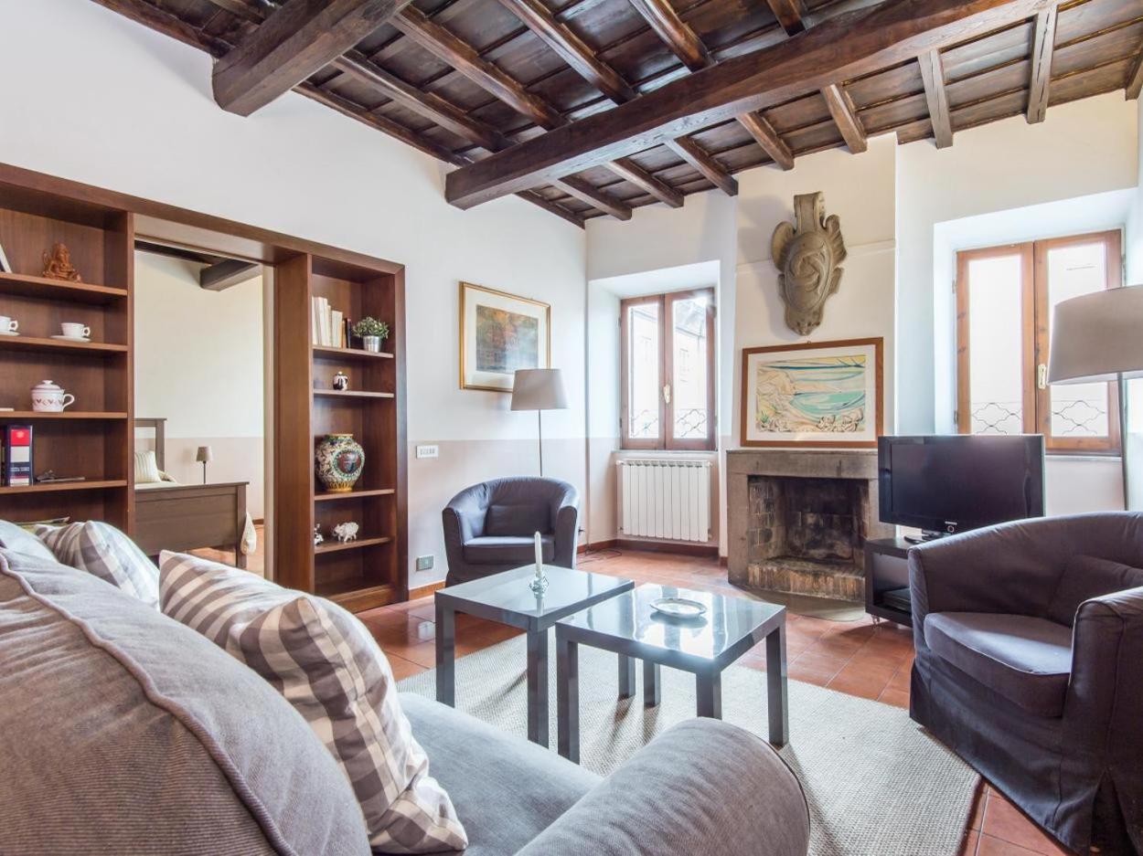Spacious 2br In The Historic Center Appartamento Roma