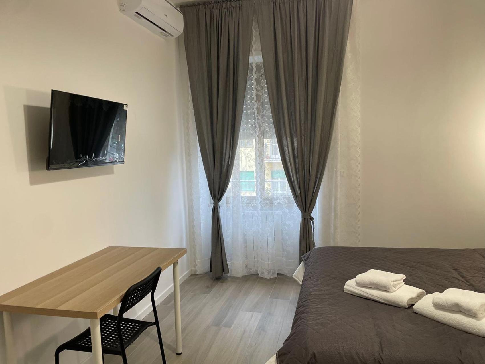 B8 Wang Bed & Breakfast Roma