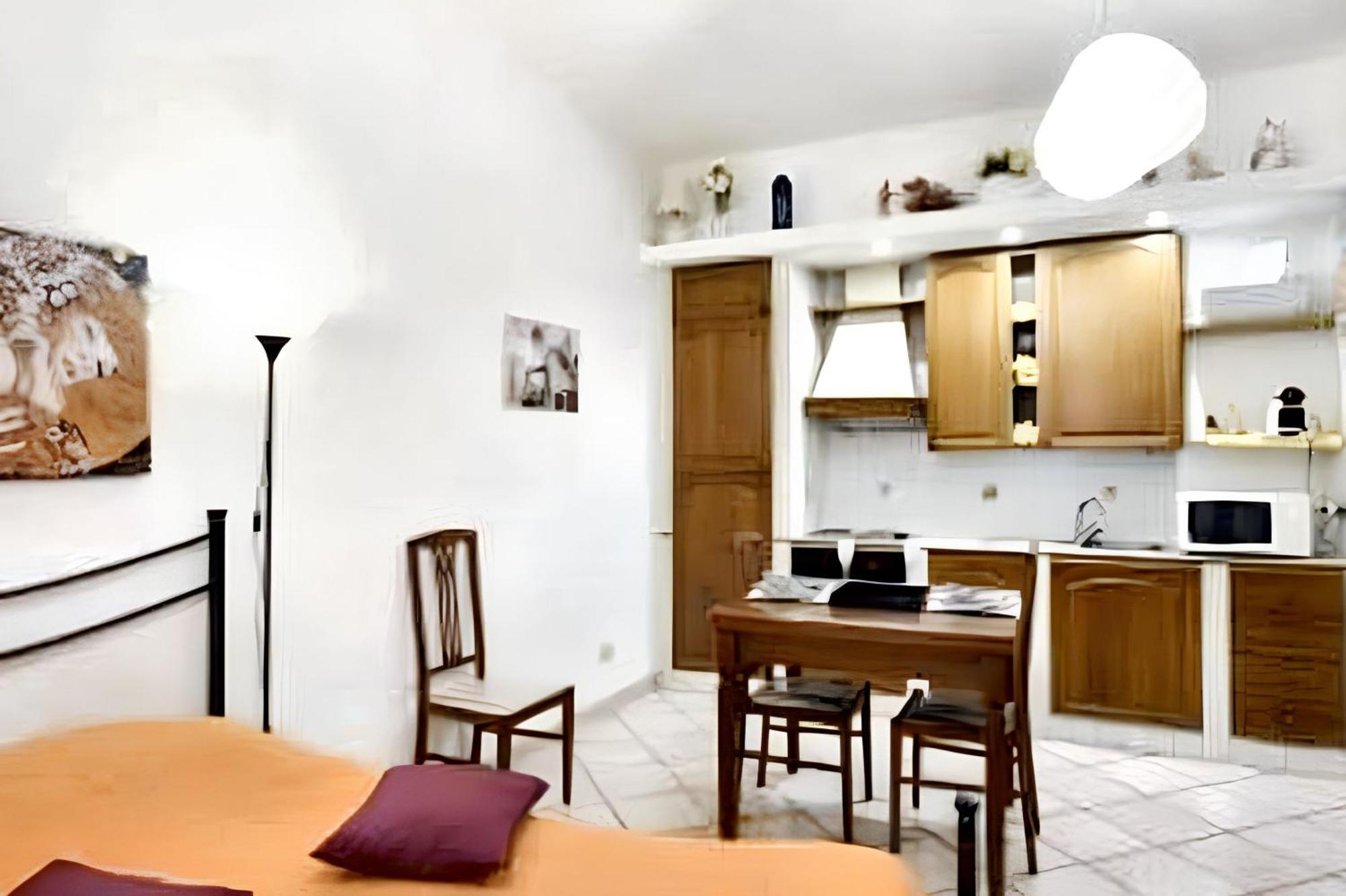 Elegant In Near Historic Centre 402 M² Parking Included Appartamento *