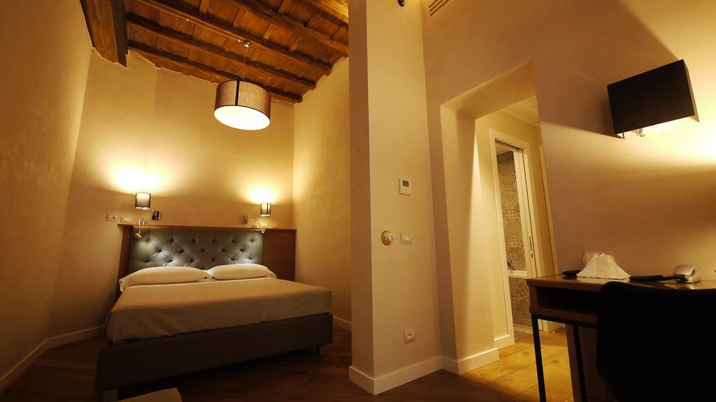 Elite Hotel 3*