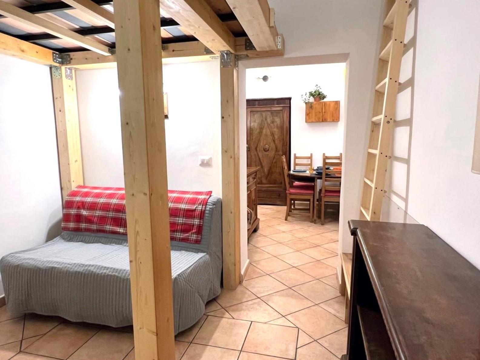 Apartment Daisy House Rome