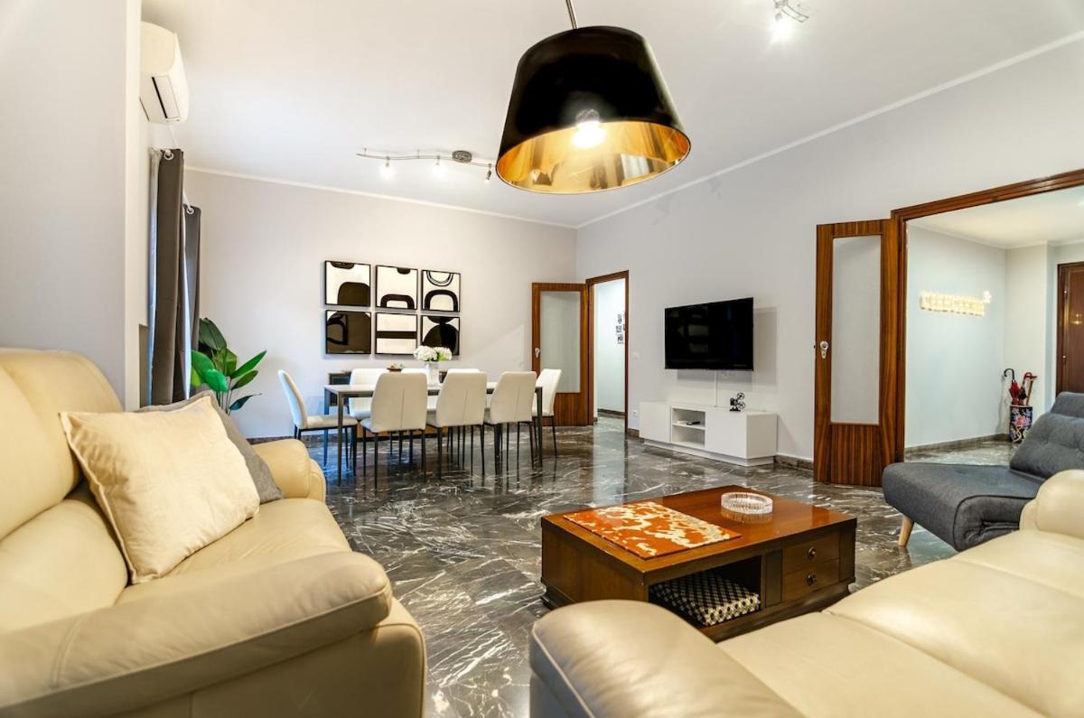 Elegant Retreat In Rome, Comfort & Style - Metro A Appartamento