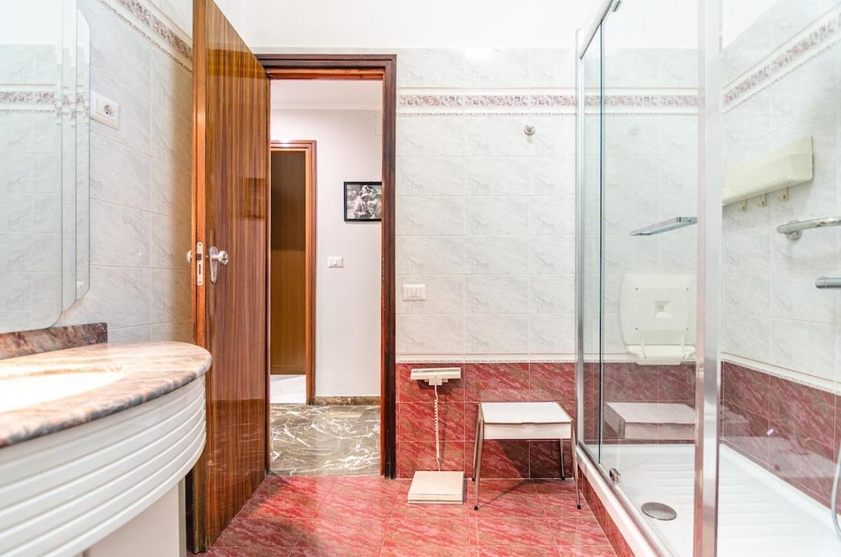 Elegant Retreat In Rome, Comfort & Style - Metro A Roma