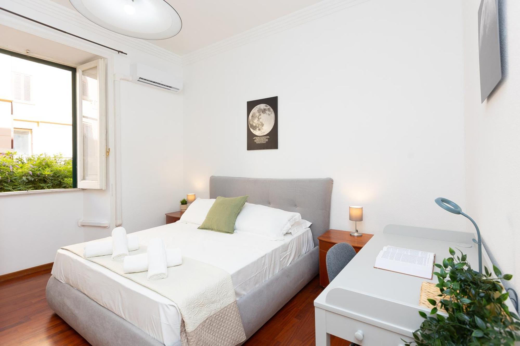 Faleria Second By In Roma