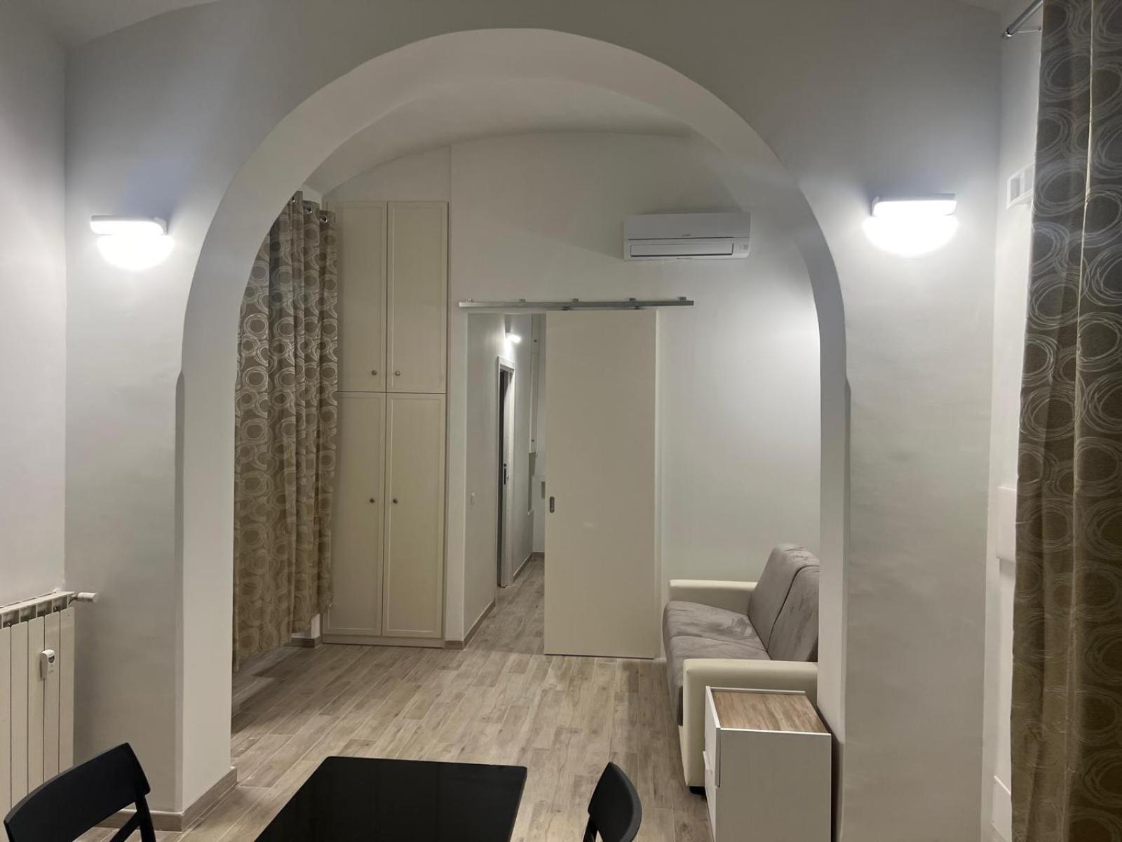 Munsi Vatican House Roma