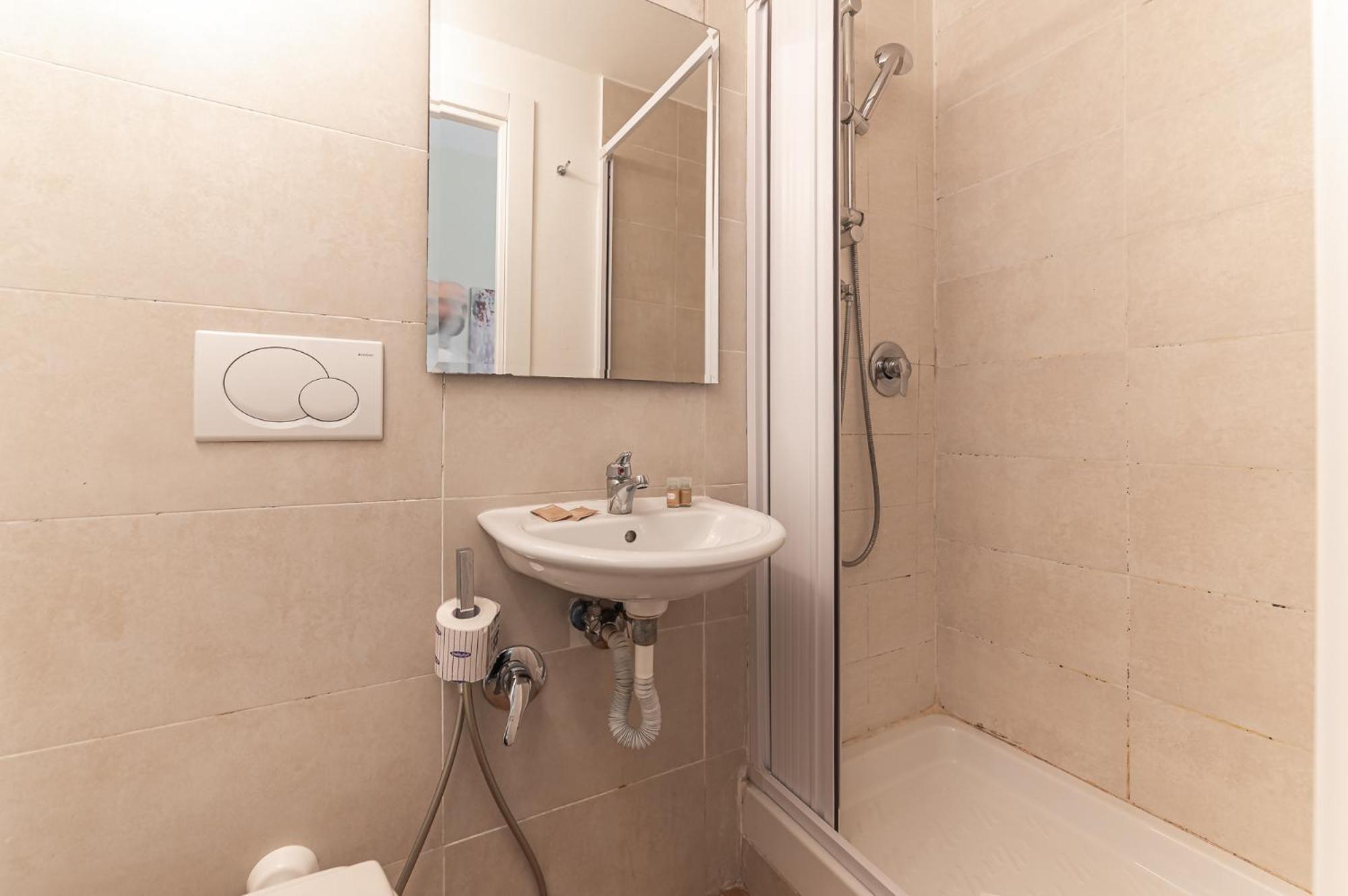 Guest house Cristel - Termini Train Station