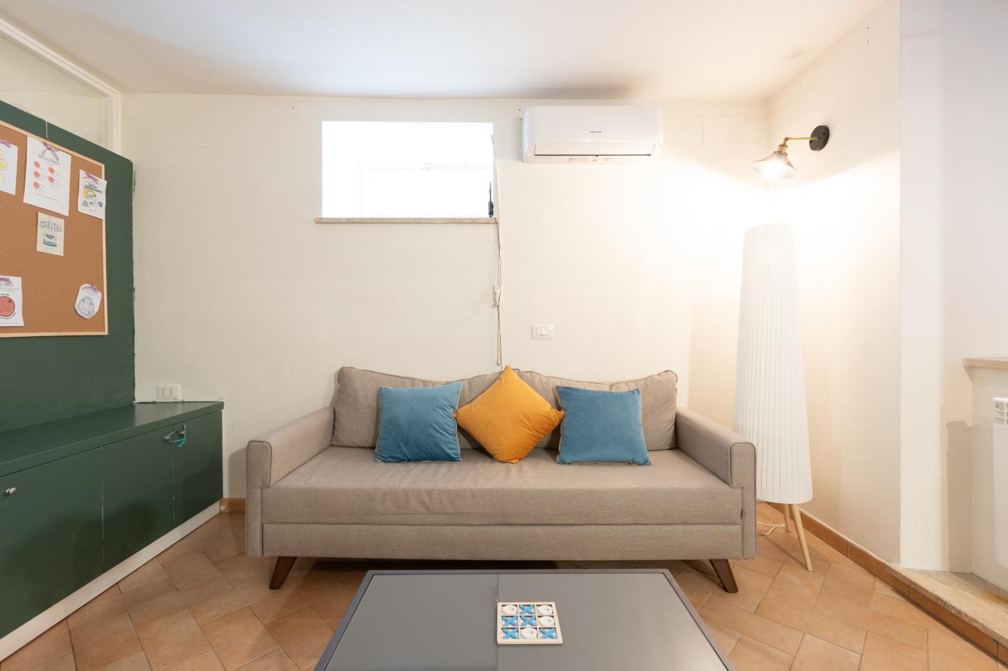 Peaceful Hidden Gem Near Metro A And Colosseum Apartment Rome