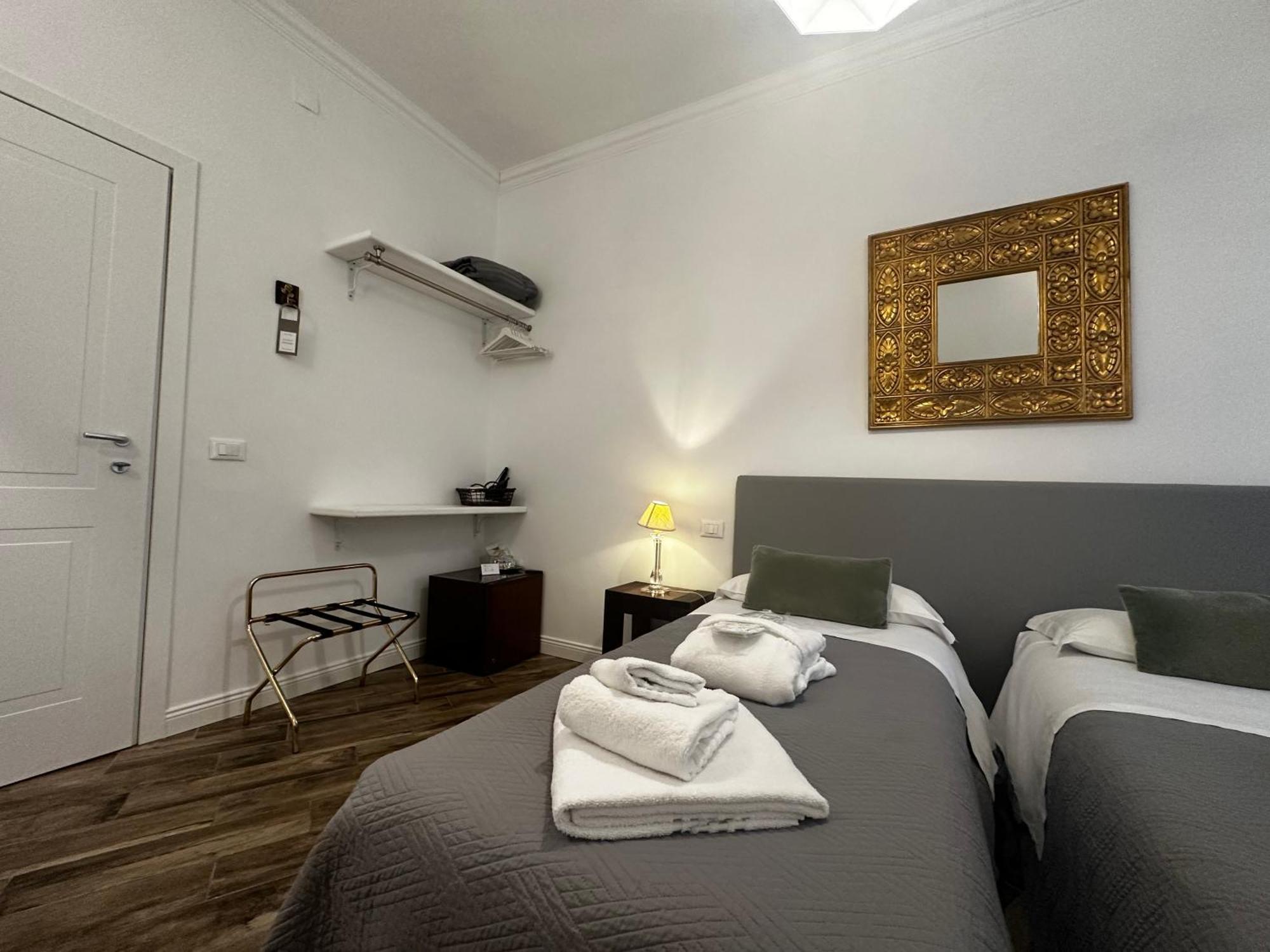 Comfort Astoria Palace Bed and breakfast 3*