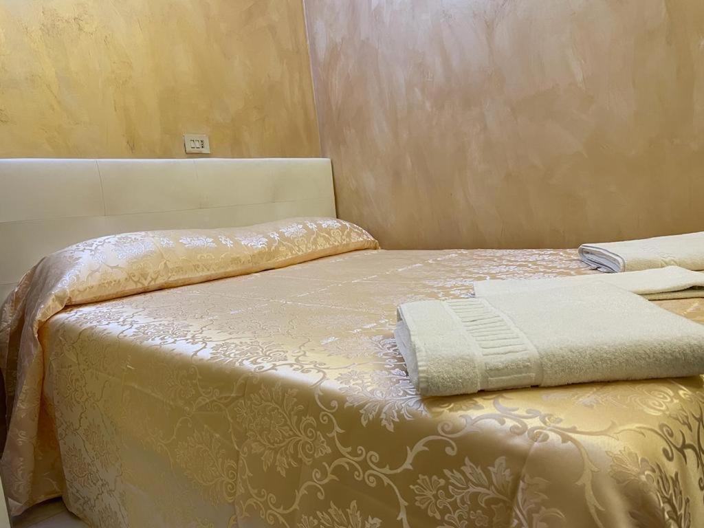 Max House 2 Gjestgiverier Roma