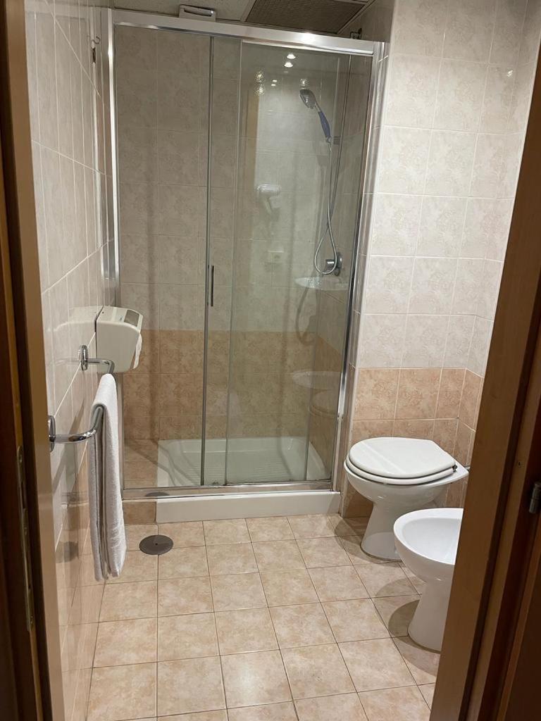 Gjestgiverier Max House 2 *