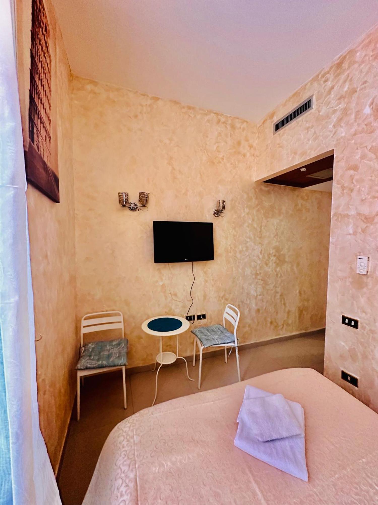 Gjestgiverier Max House 2 *