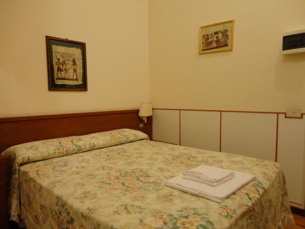 Azzurra Hotel Roma