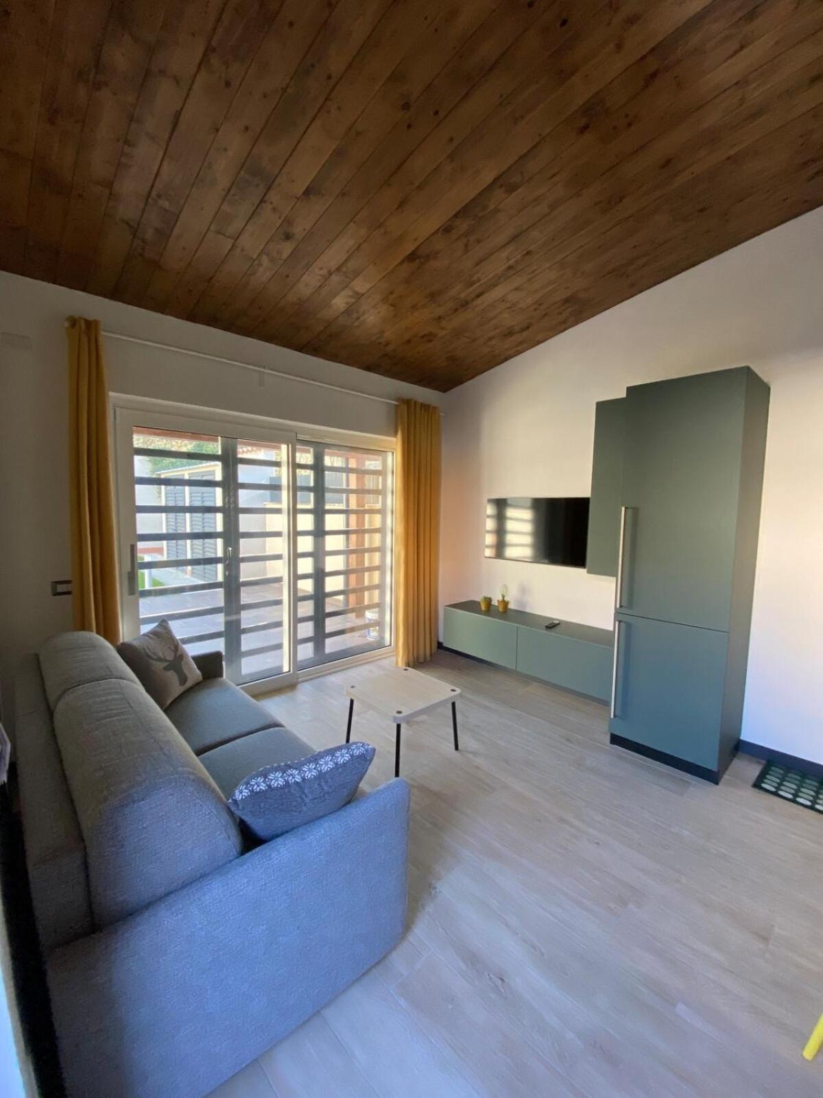 Villa Villino Ancillotto With Garden And Parking Motorcycle Space Rom