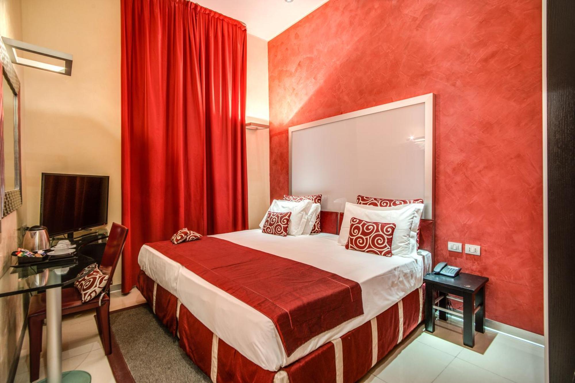 La Griffe Hotel 5*
