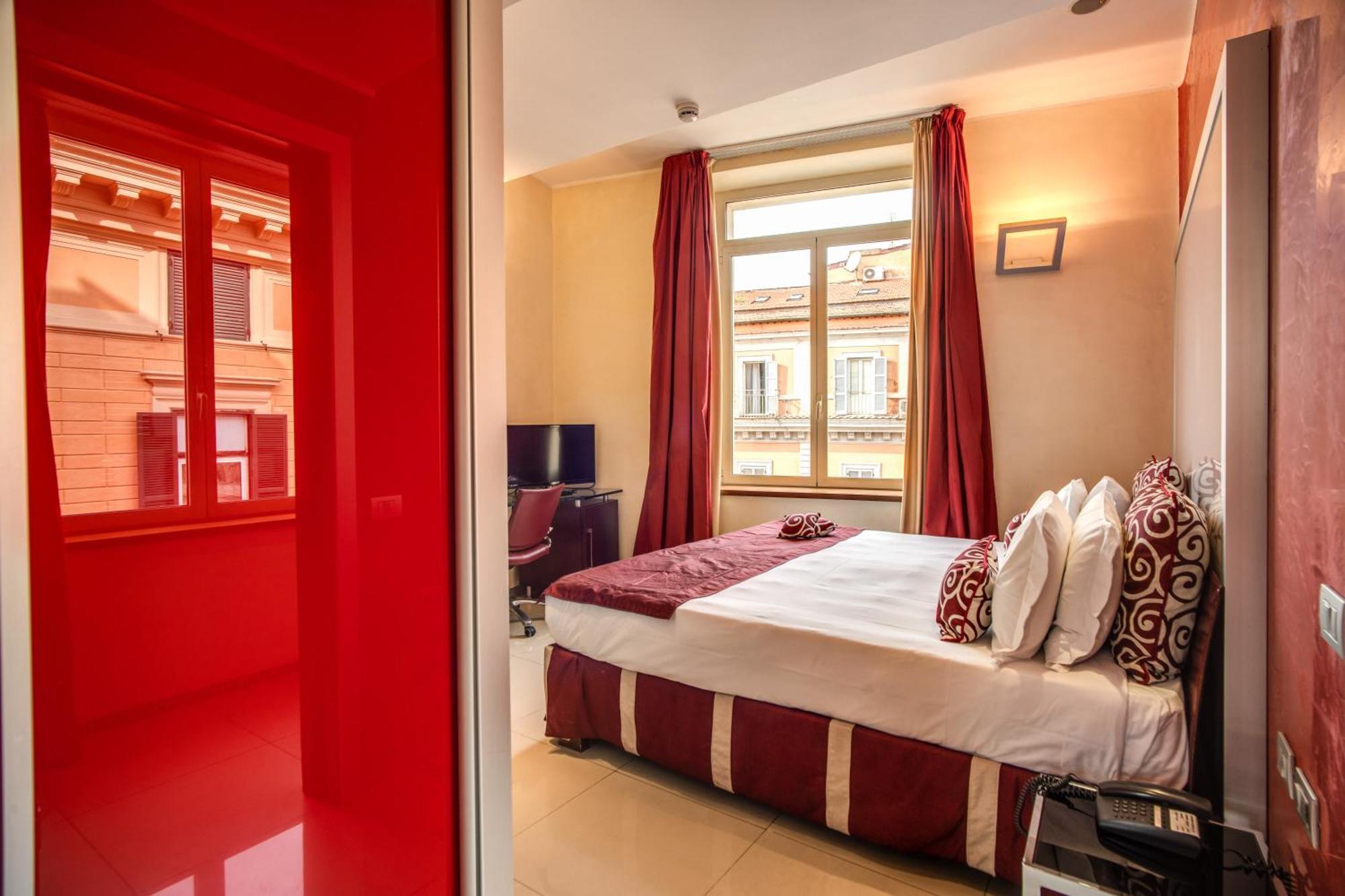 Hotel La Griffe 5*