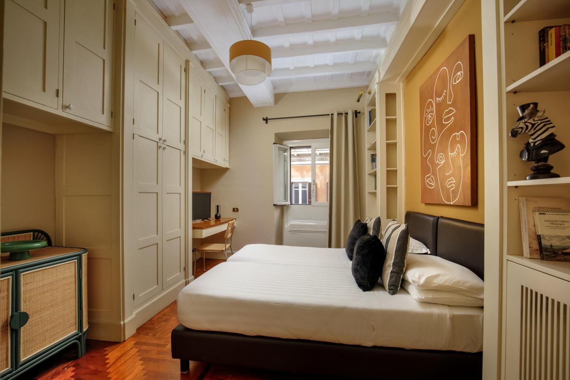 Condotti Boutique 4*