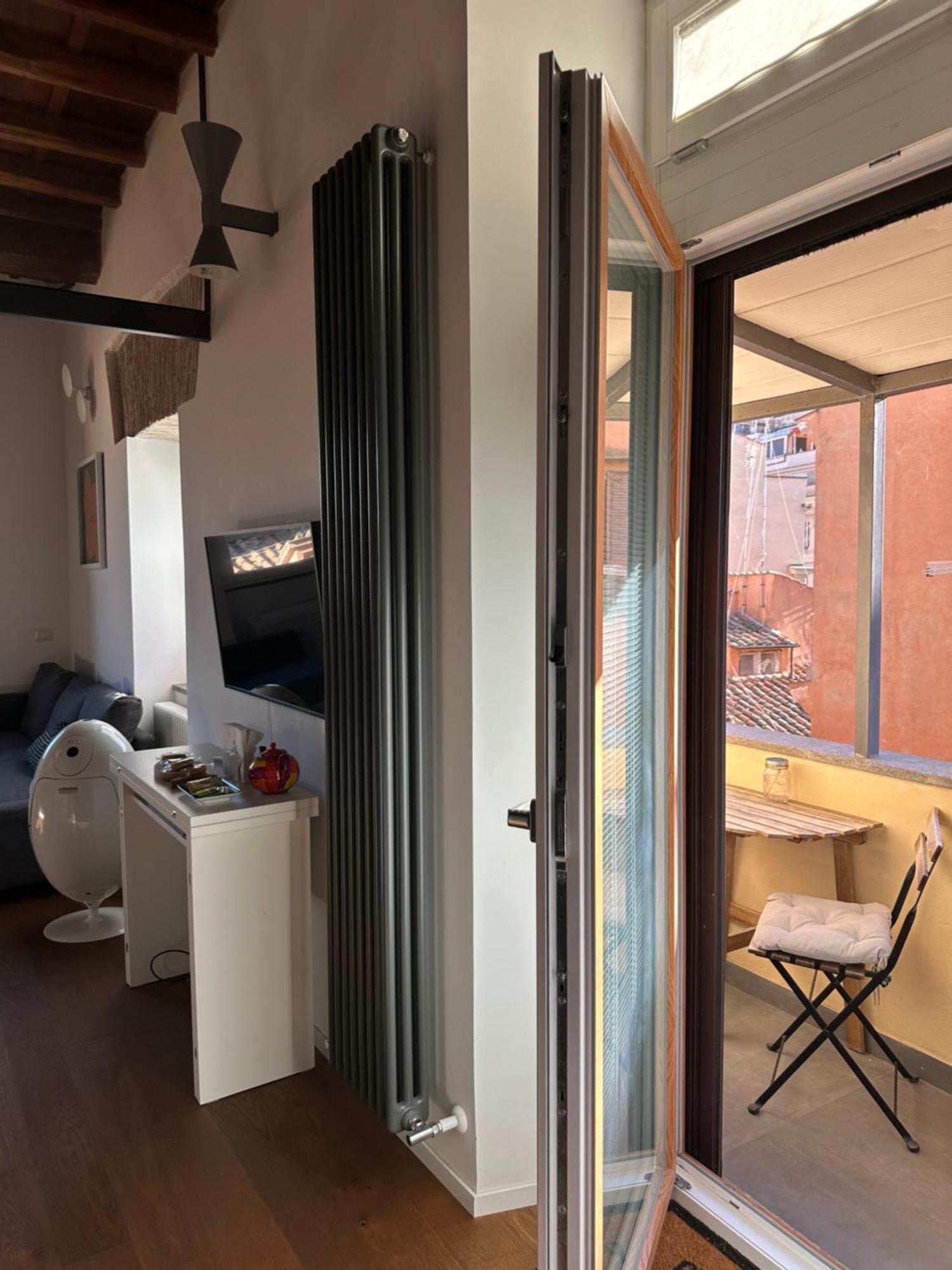Cosy Reginella Roma
