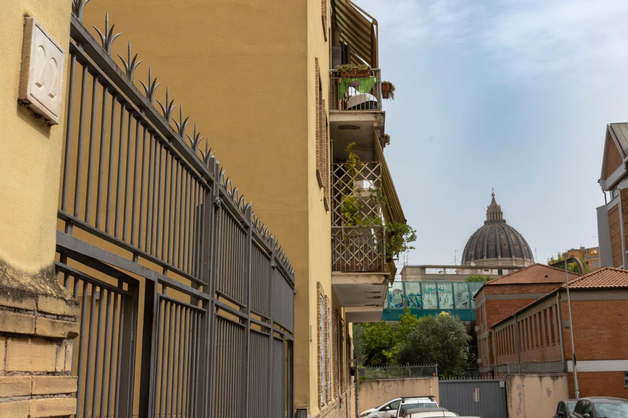 2 Minuti A Piedi Dal Vaticano Appartamento Roma