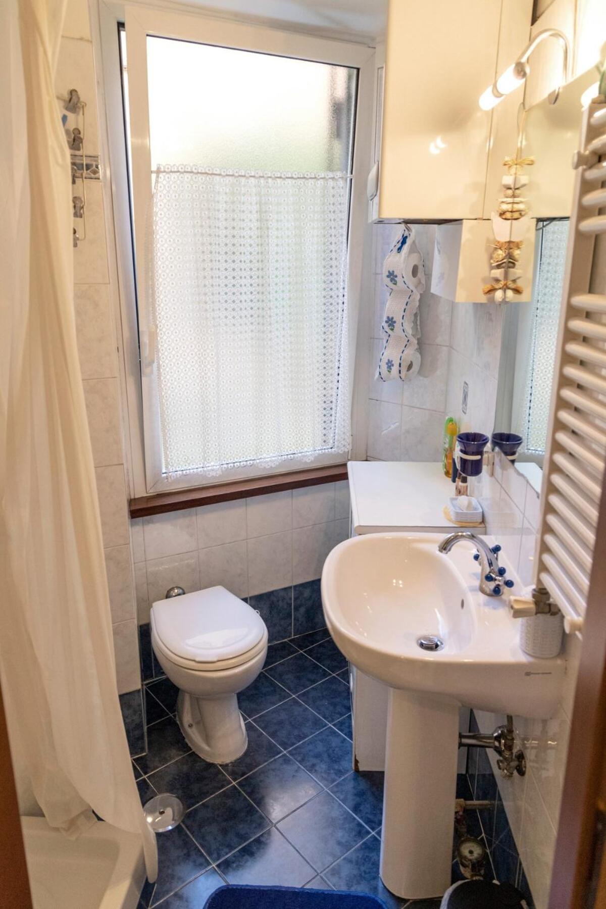 Bright And Cozy In Heart Of Ponte Milvio Roma