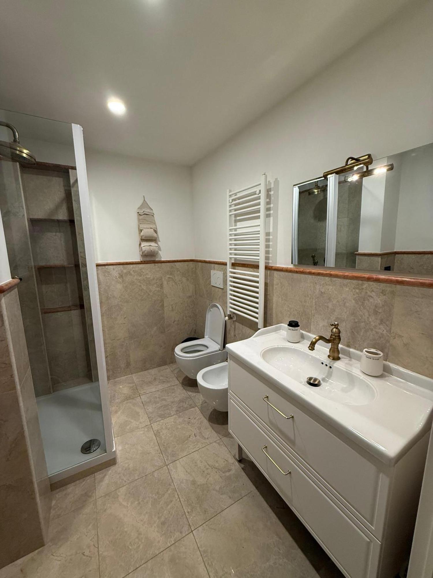 Luxury In * Rom