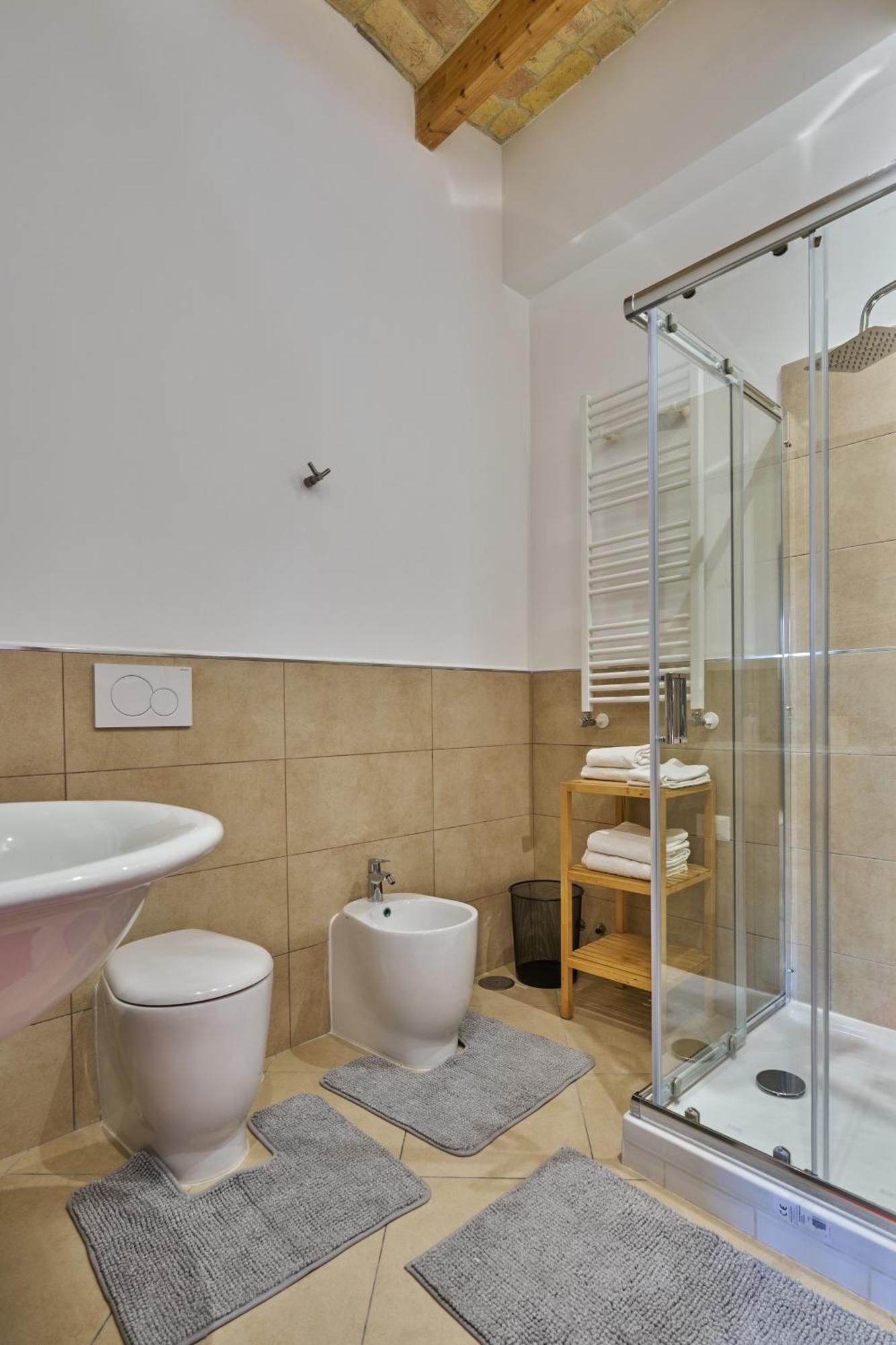 Gjestgiverier Kis Affitacamere Roma