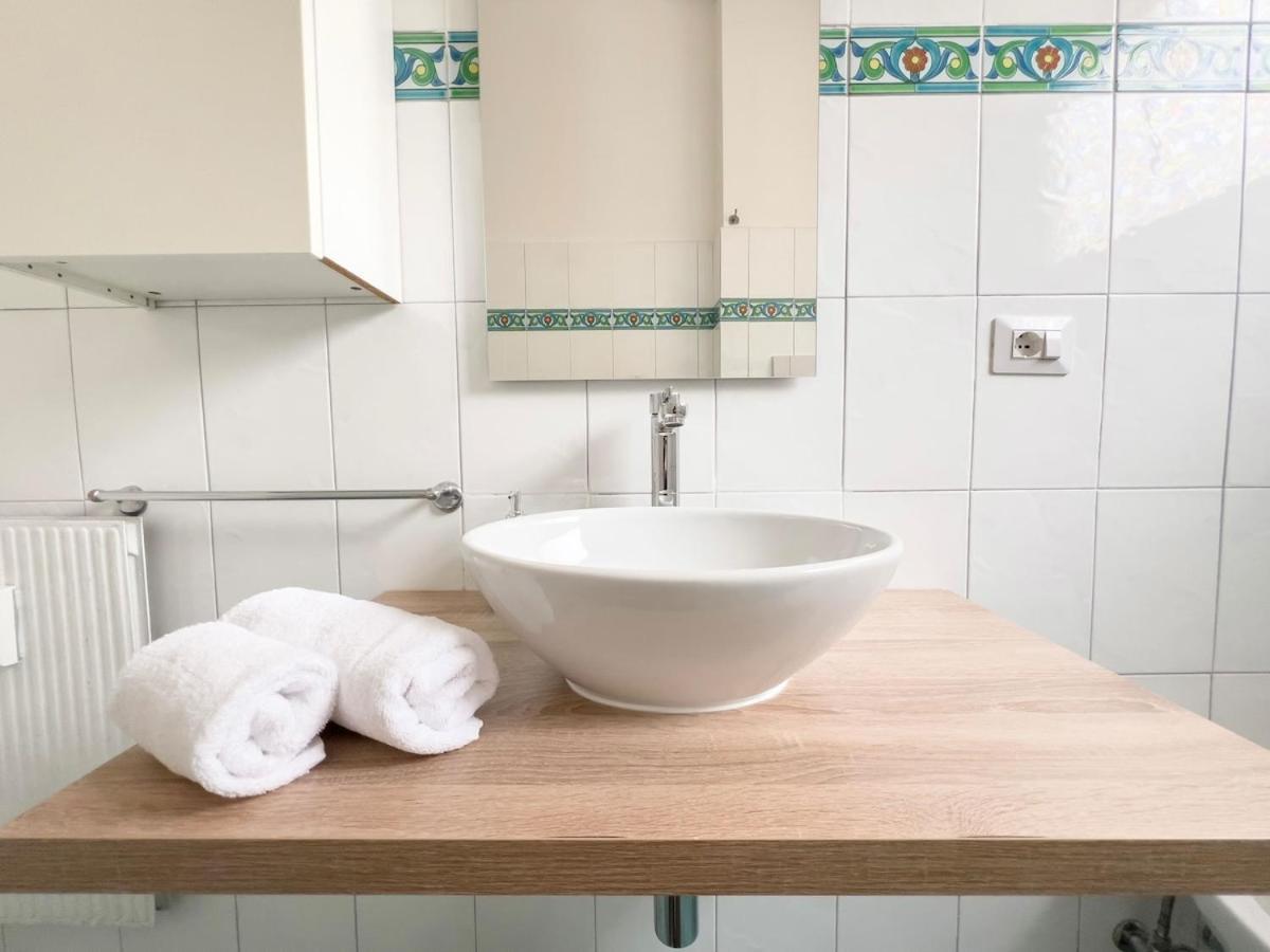 Vintage Charm & Comfort - Garbatella Appartamento