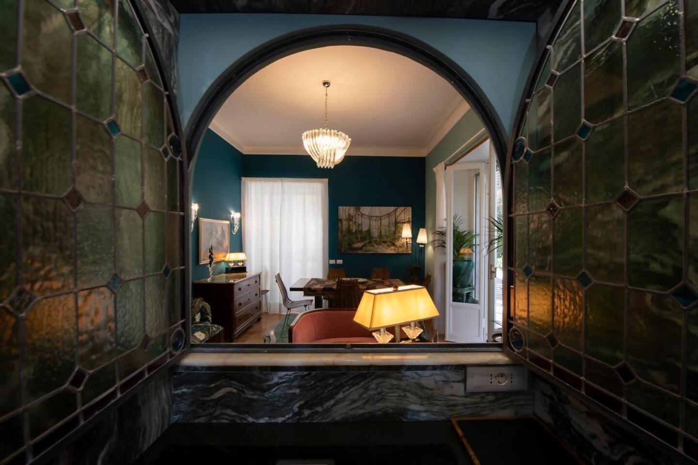 Maison Et Lorangerie Apartment